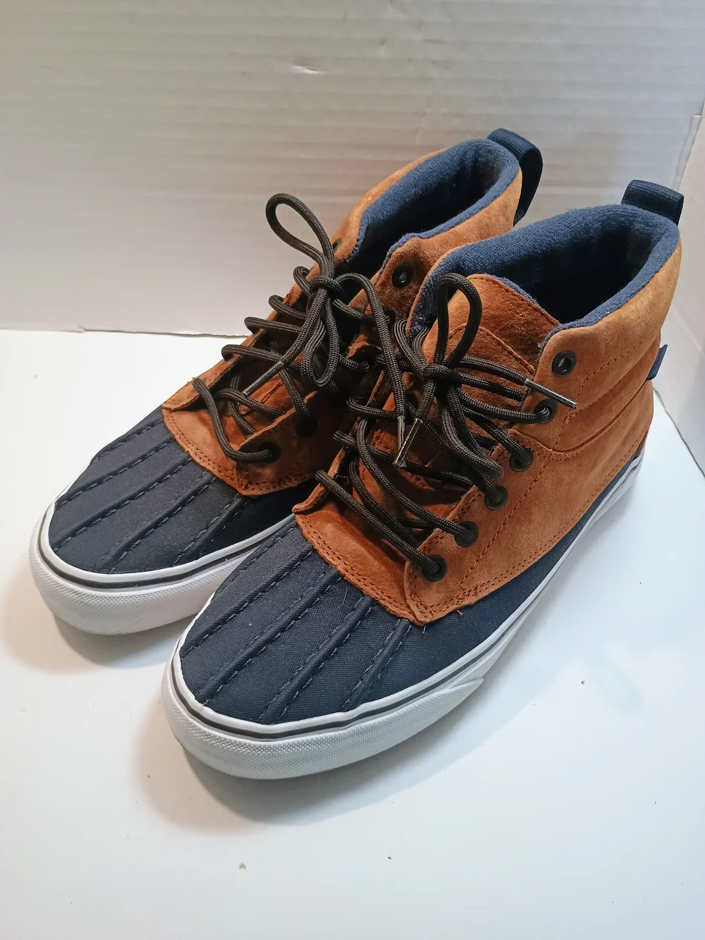 Vans SK8-HI Duck Boot Brown/Navy Mens-8.5 W-10 Scotchguard, Great Cond